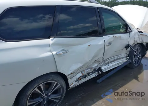 2017 Nissan Pathfinder Platinum z USA, uszkodzony, nr VIN 5N1DR2MN1HC608026